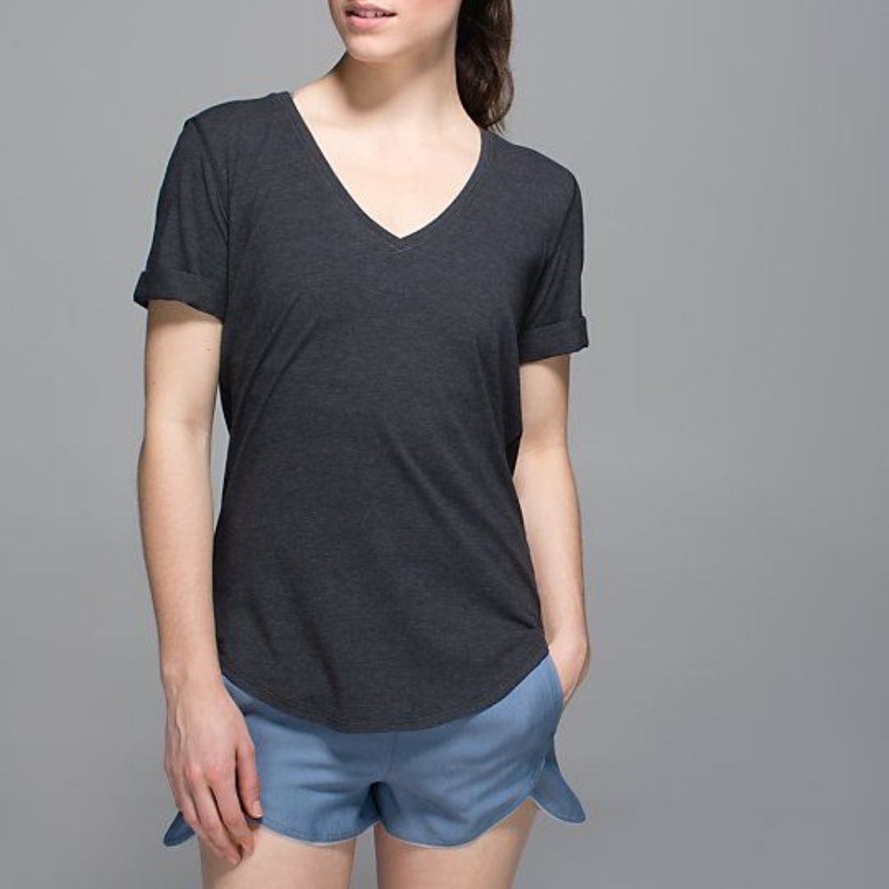 Lululemon Love Tee II Dark Grey Sz.6