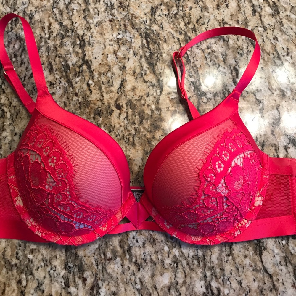 Victoria's Secret bra