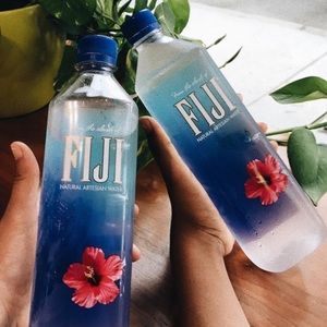 Meet your Posher, Nora