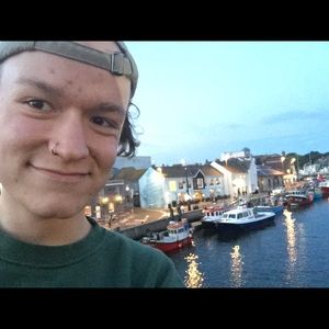 Meet your Posher, Alex