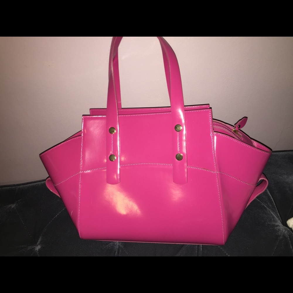 Funky boat shaped purse