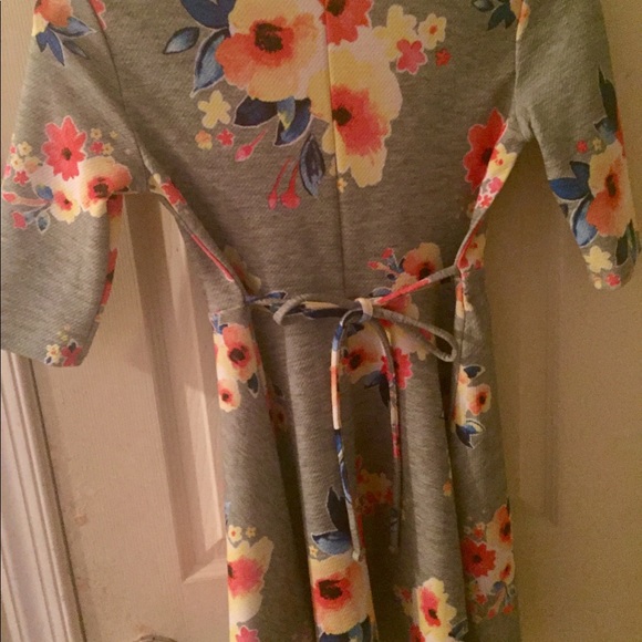 Girls Dress - Picture 3 of 4