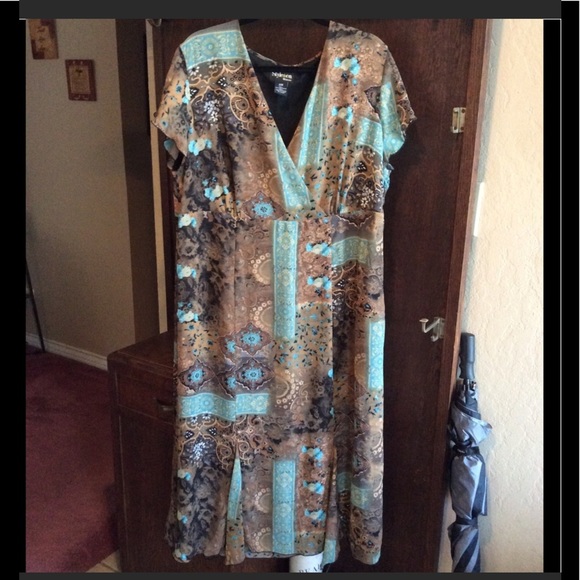 Style & Co. Dresses & Skirts - NWT DRESS