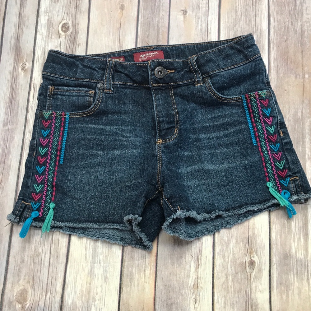 Girls Jean Shorts, Tribal Print on Sides