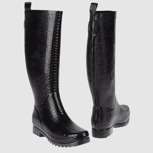 Stuart Weitzman black rainboots