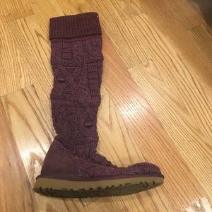 Purple uggs size 6