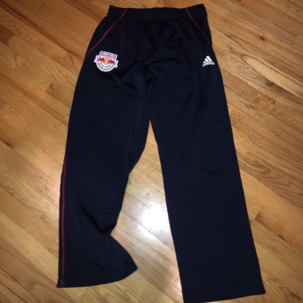 Mens adidas redbulls sweatpants.