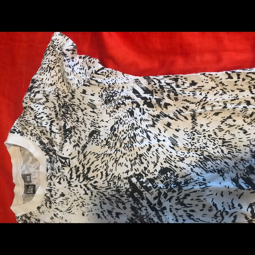 Volcom T Shirt