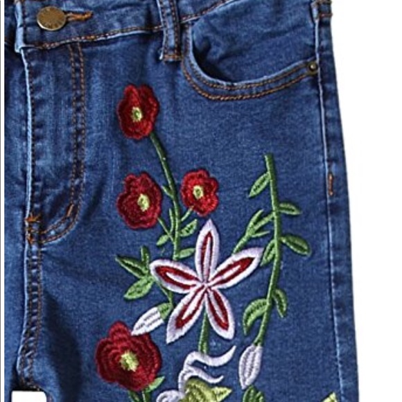 High Waisted Floral Embroidered Skinny Jeans - Picture 3 of 4