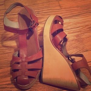70s inspired wedges