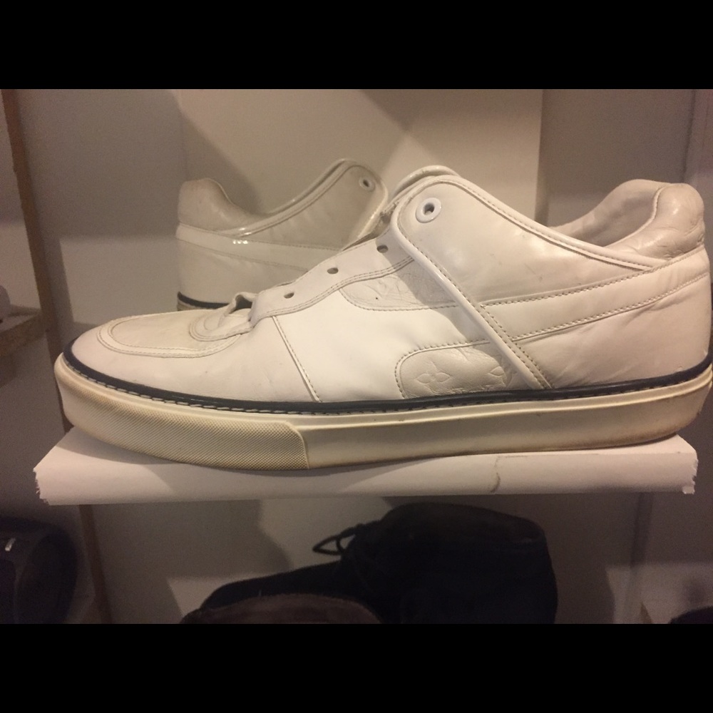 Louis Vuitton White low top sneakers