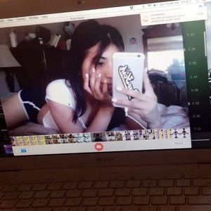 Meet your Posher, Nina