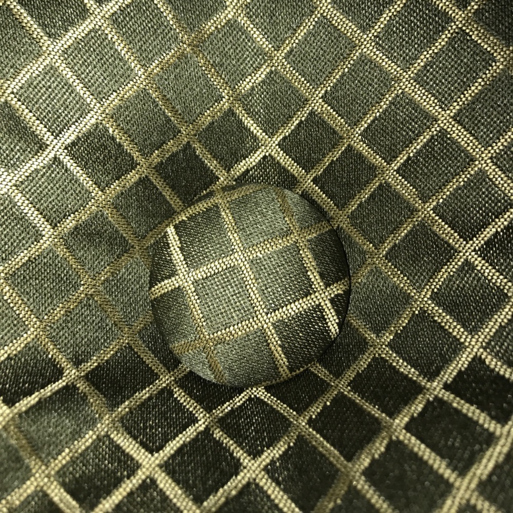 Meet your Posher, Julia