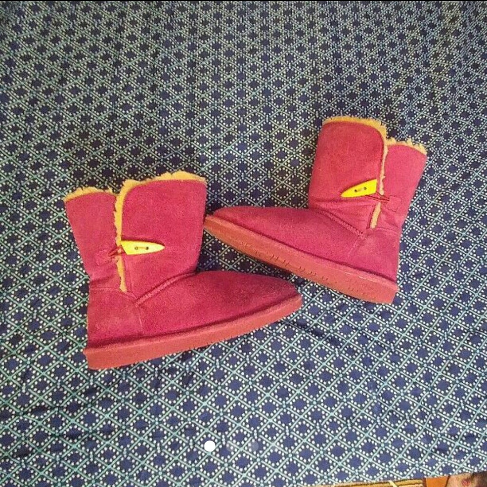 Girls Bearpaw Boots