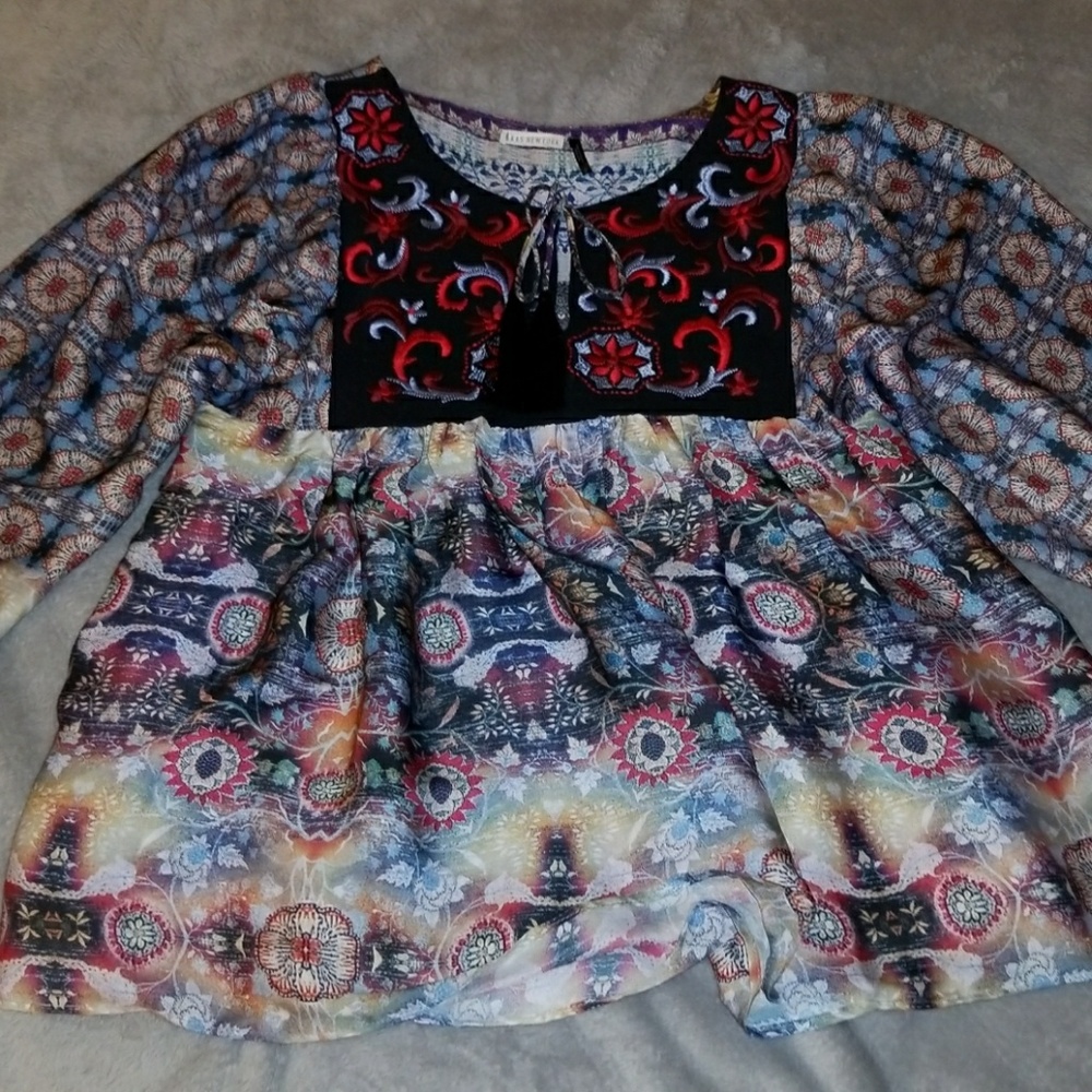 Anthropologie peasant blouse size small