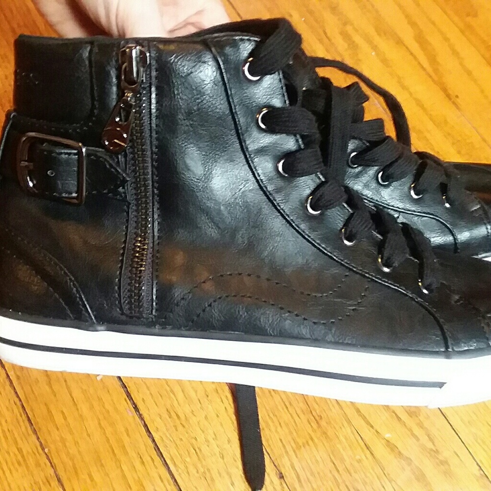 GUESS leather MOTO hightops. Great condition