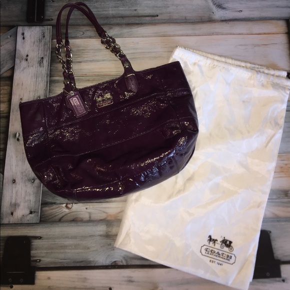 Coach Patent Leather 'Tribeca' East/West Tot SOLD - Picture 4 of 7