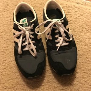 New Balance 420 Sneakers