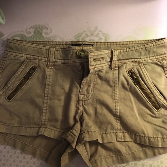 Shorts - Picture 5 of 5
