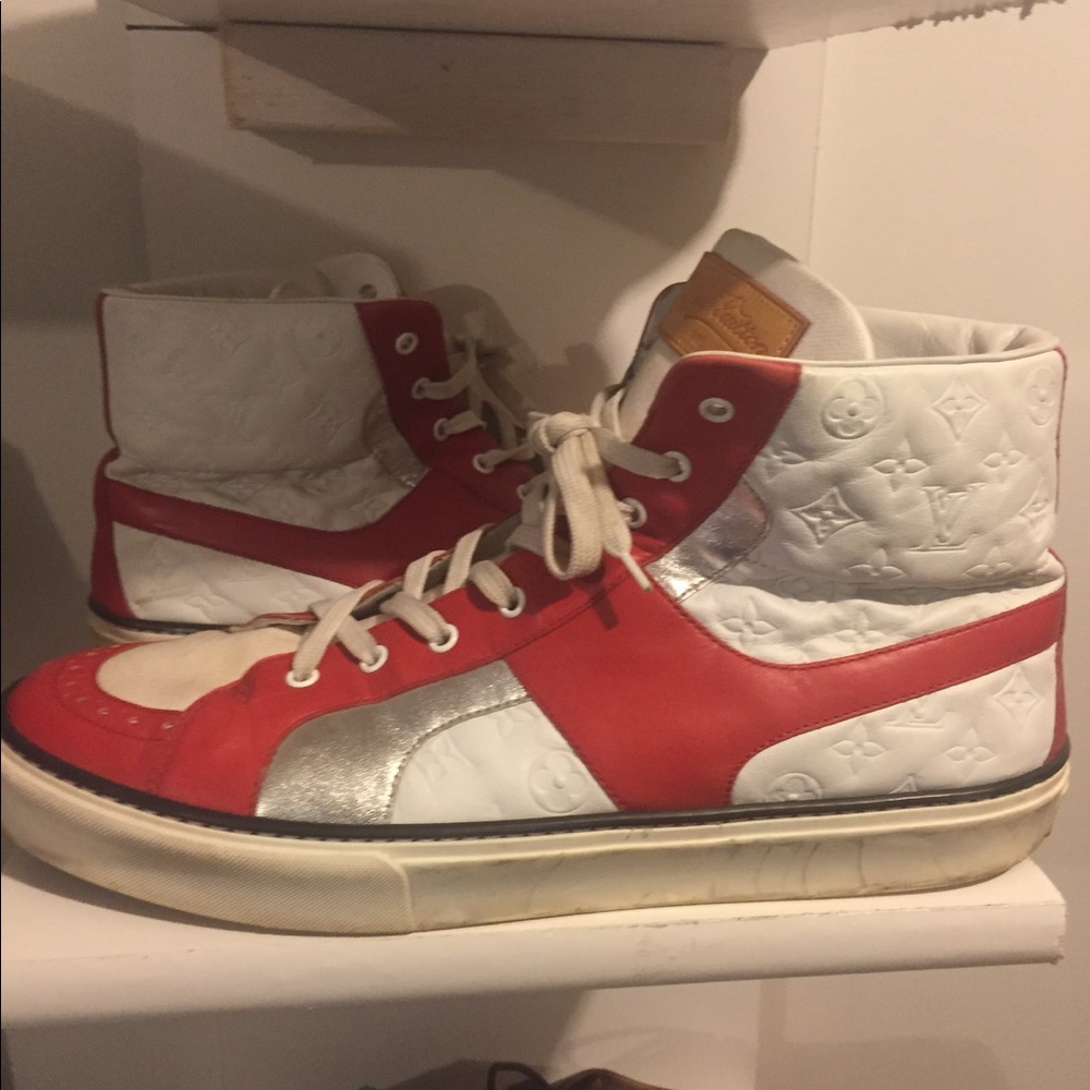 Louis Vuitton hight top canvas sneakers