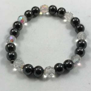 Stretch Bracelet in Black and Clear Beads