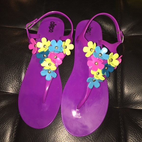 Three super fun pairs of sandals! - Picture 3 of 6