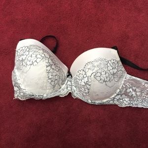 VS bra 34DDD(F)