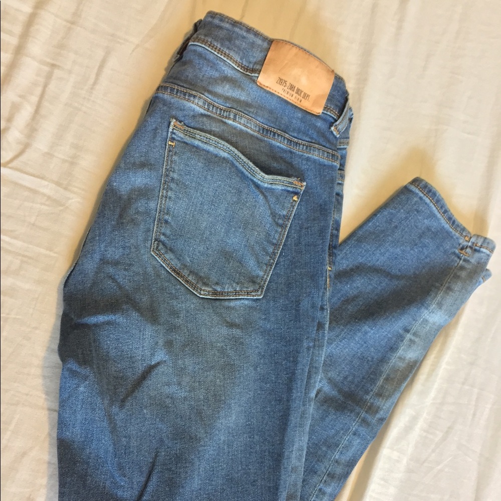 Zara Cropped Denim