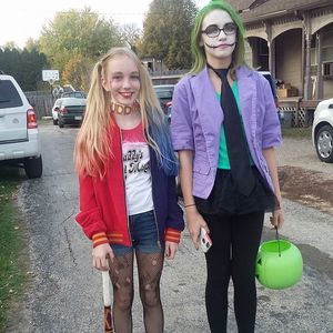 Meet your Posher, Caroline