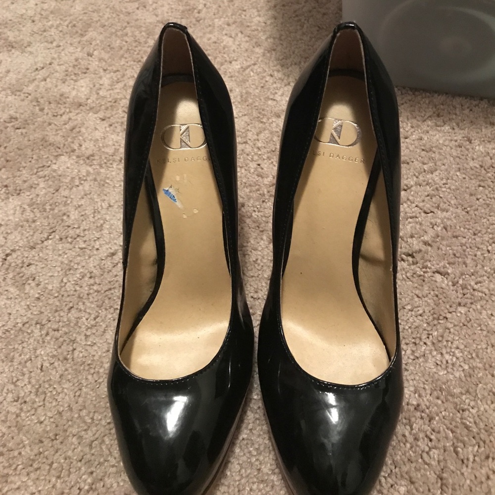 Gently worn high heels size 7
