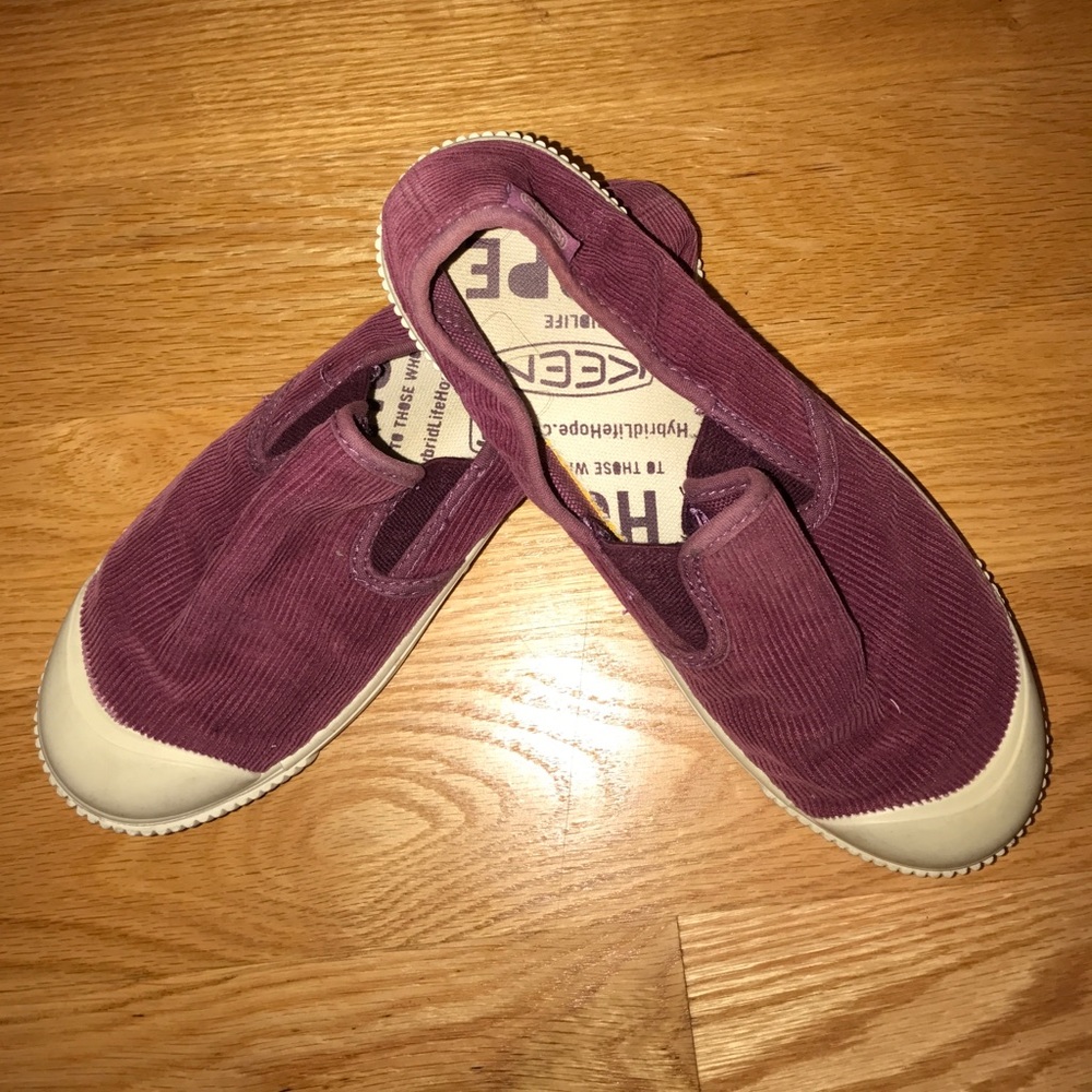 Keen purple shoes