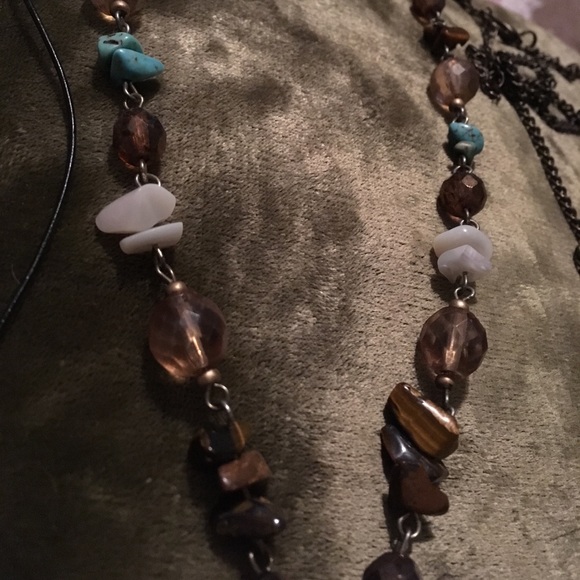 Two unique necklaces - Picture 3 of 4