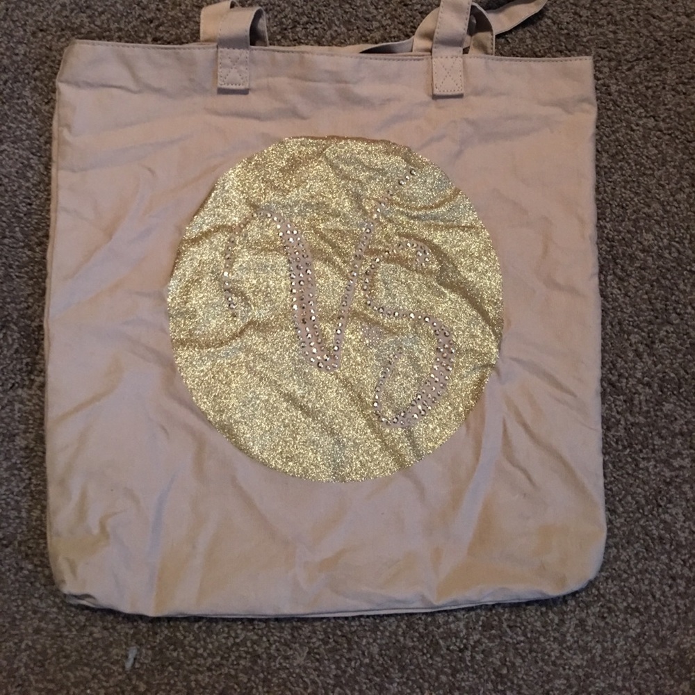 VS Tote