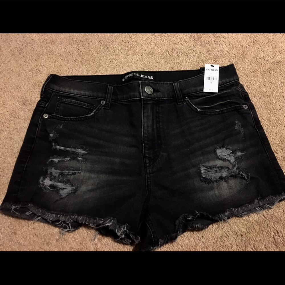 New with tags! Express High Rise Shorte