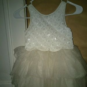 Girl's Dress