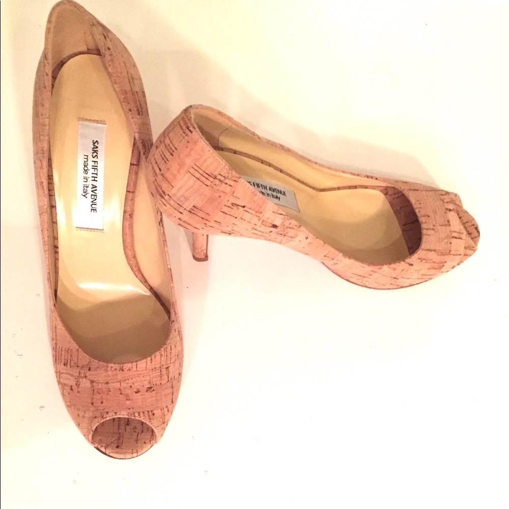 Saks Fifth Avenue new leather & cork peek toe pump