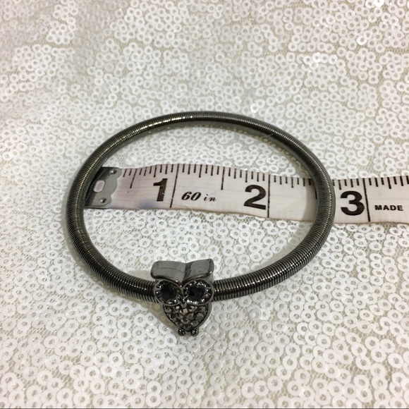 Owl charm stretchy bracelet - Picture 3 of 8
