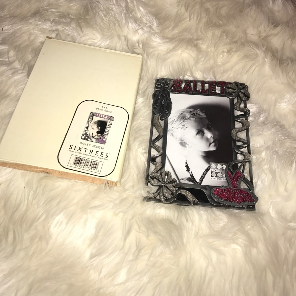 BRAND NEW ballet picture frame.