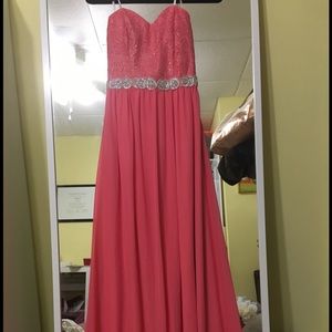 Pink strapless dress [never worn & with tags]