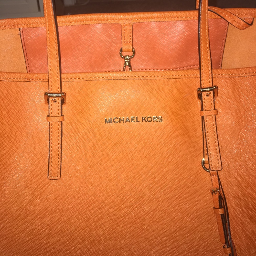Michael Kors tote