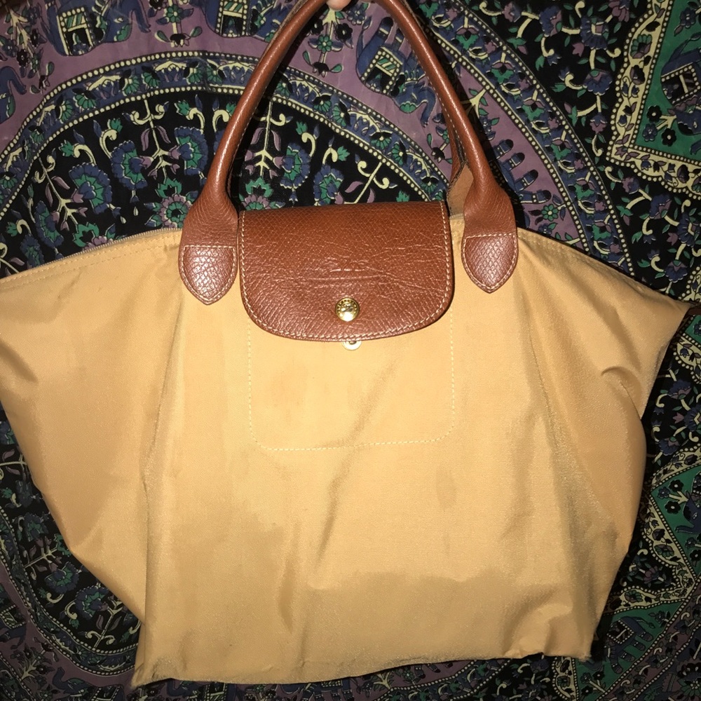 Longchamp Le Pliage Medium short handle tote