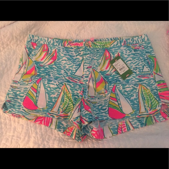 NWT Lilly Shorts. YGR pop up size 14. - Picture 1 of 1