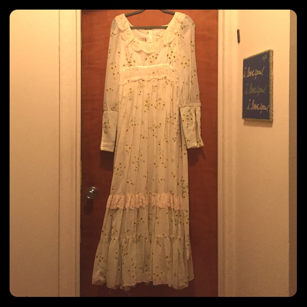 Gunne Sax vintage sunflower maxi dress
