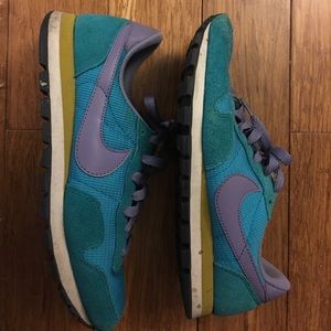 Nike Air Pegasus 83 size 9 US
