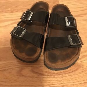 Birkenstocks Women Sz 36 - Black Patent Leather