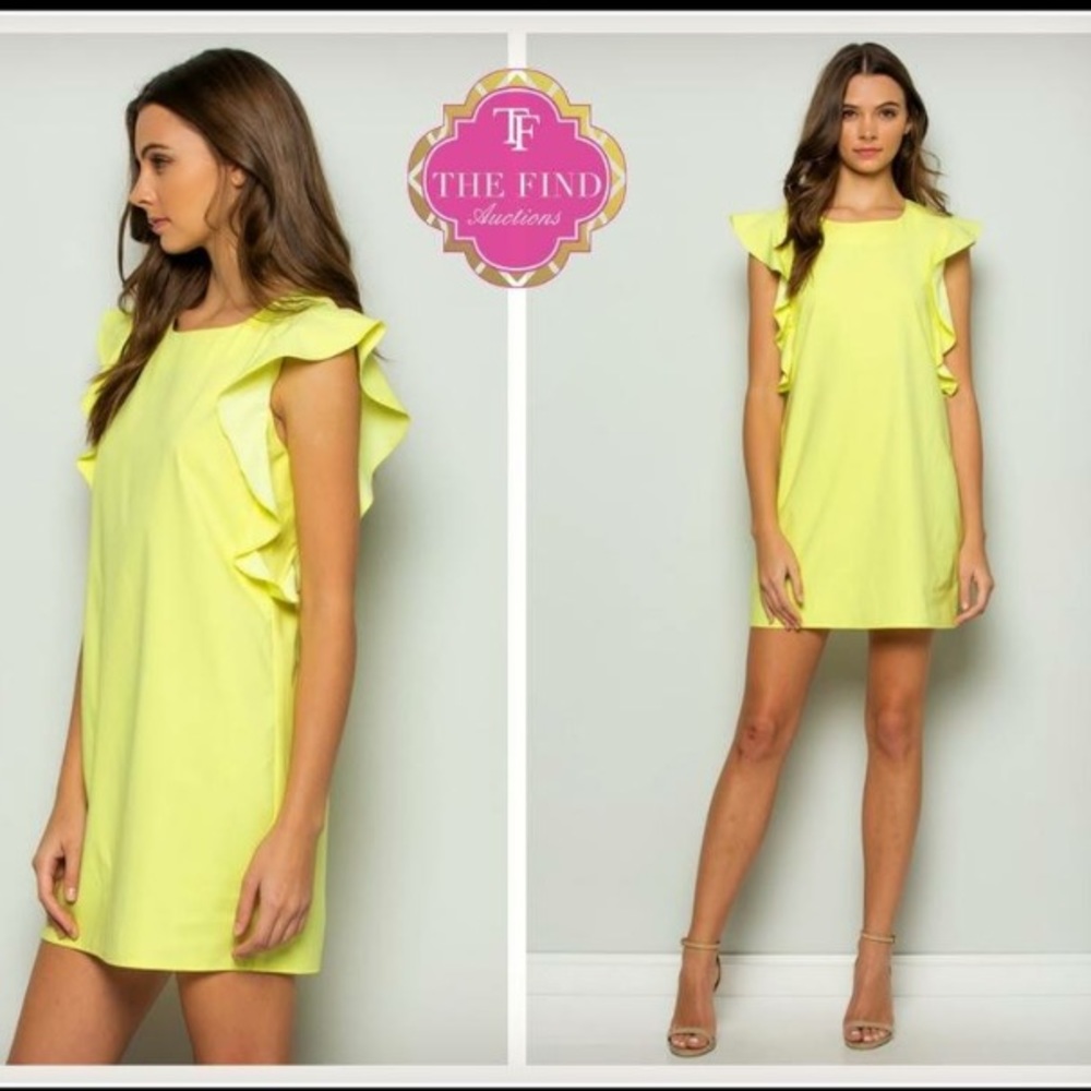 Essue NWT Yellow Flutter Sleeve Dress