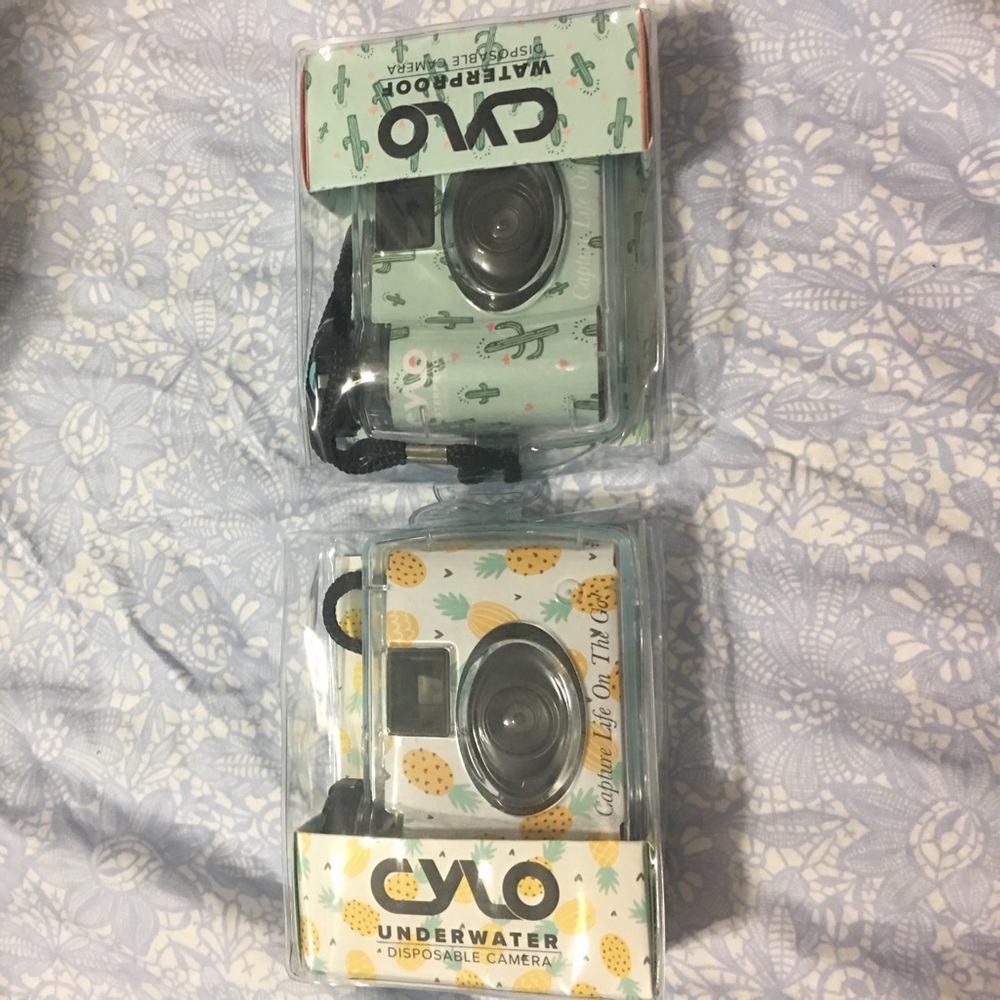 waterproof cameras THE CACTUS ONE IS SOLD ALREADY