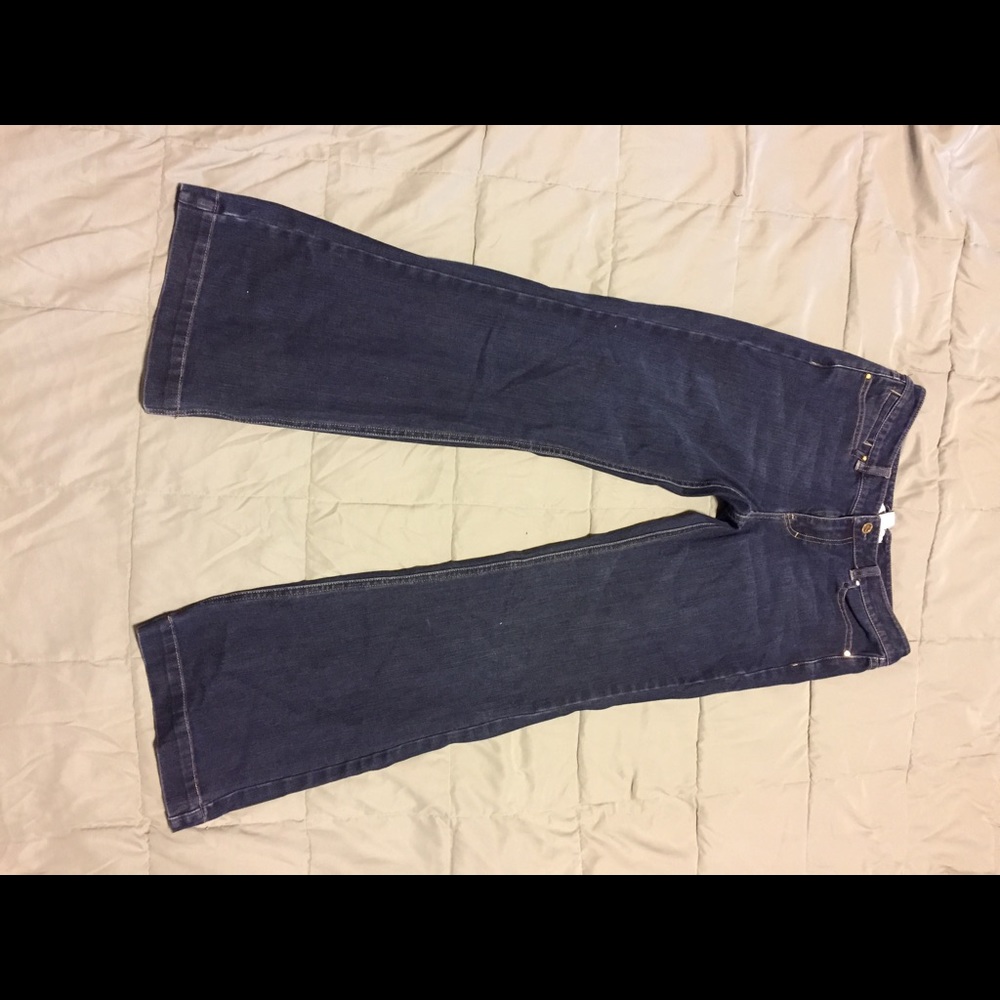 White House Black Market flare leg jeans 👖