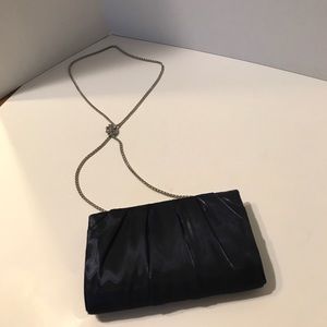 Nina cross body handbag