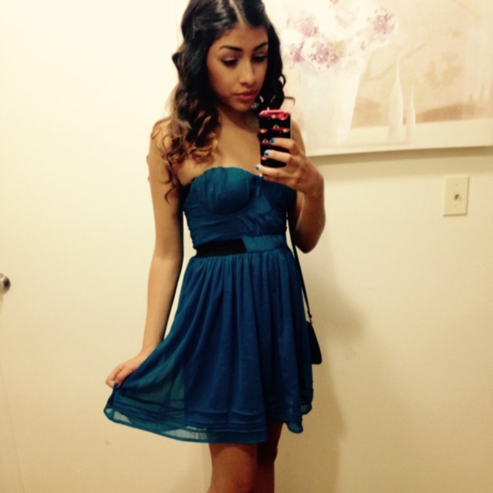 Urban Outfitters Teal Flowy Dress 👗